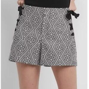 GAP Pattern Shorts with Tie Sides Size 12 Women NWOT